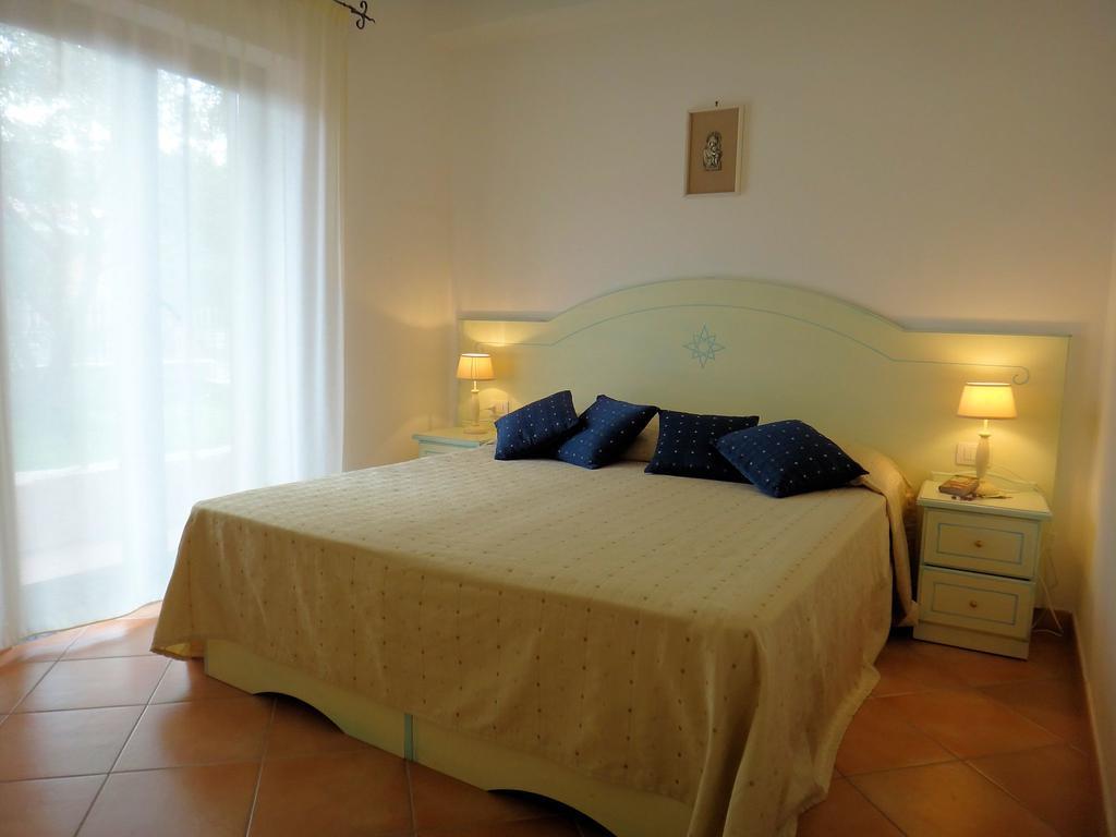Sa Fiorida Appartamenti Valledoria Szoba fotó