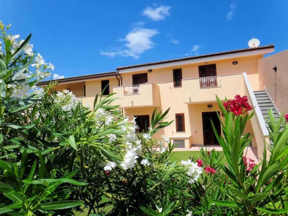 Sa Fiorida Appartamenti Valledoria Kültér fotó